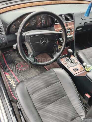 Mercedes C 180 1997, 439,429 km - 1.8 l - Yevlax