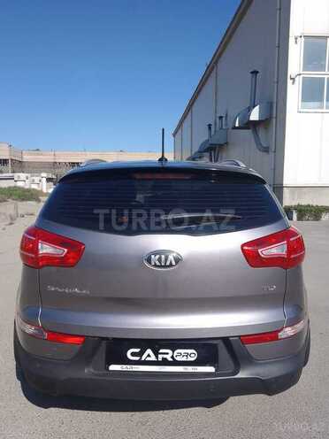 Kia Sportage-12