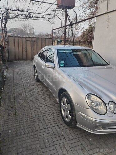 Mercedes E 240 2012, 250,000 km - 2.4 l - Zaqatala