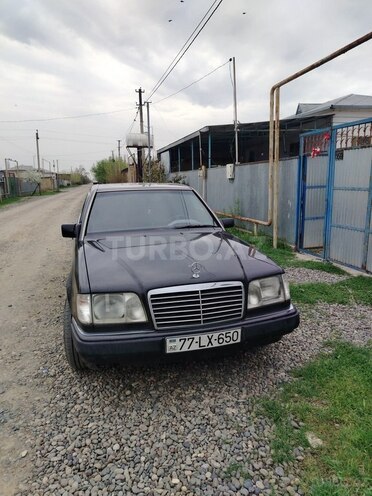 Mercedes E 200 1995, 500,600 km - 2.0 l - Biləsuvar