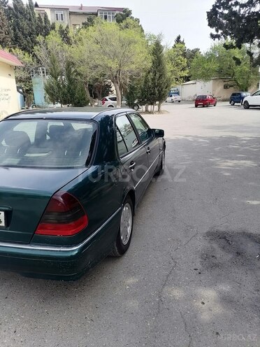 Mercedes C 240 1997, 325,634 km - 2.4 л - Sumqayıt