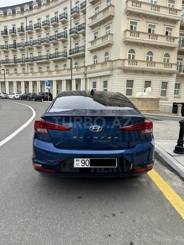 Hyundai Elantra 2019, 74,000 km - 2.0 l - Bakı