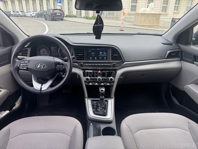 Hyundai Elantra 2019, 74,000 km - 2.0 l - Bakı