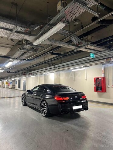 BMW M6 2014, 110,000 km - 4.4 l - Bakı