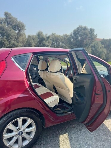 Ford Fiesta 2011, 180,000 km - 1.4 l - Bakı