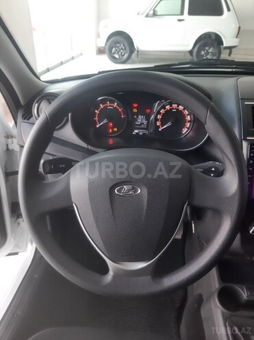 LADA (VAZ) Granta-8
