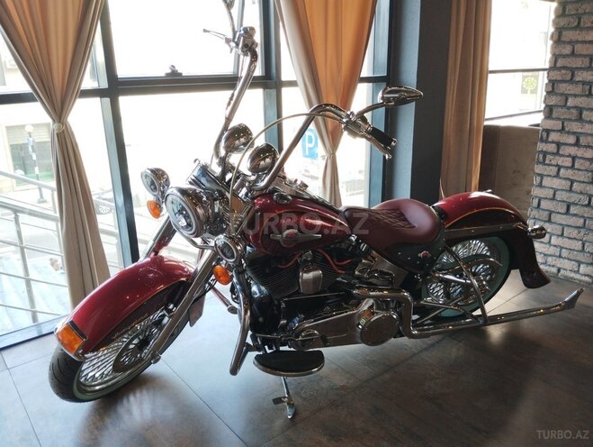 Harley-Davidson FLSTN Softail Deluxe-6