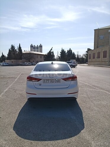 Hyundai Elantra 2016, 225,828 km - 2.0 l - Bakı