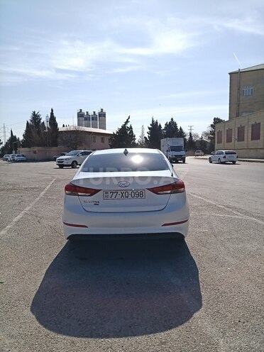 Hyundai Elantra 2016, 225,828 km - 2.0 l - Bakı