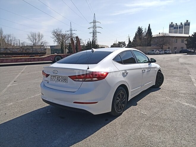 Hyundai Elantra 2016, 225,828 km - 2.0 l - Bakı