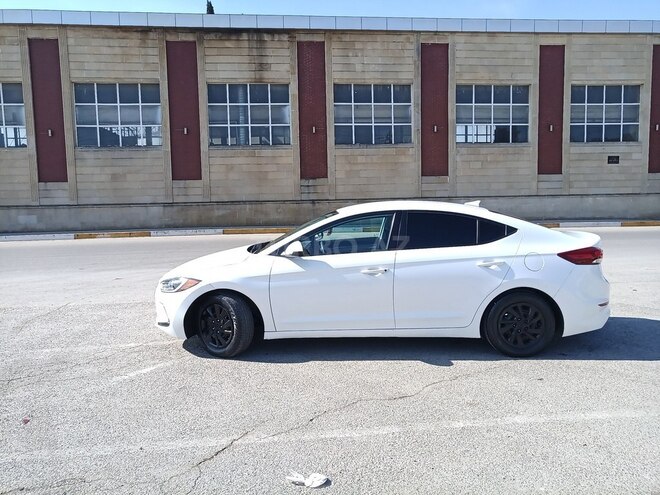 Hyundai Elantra 2016, 225,828 km - 2.0 l - Bakı