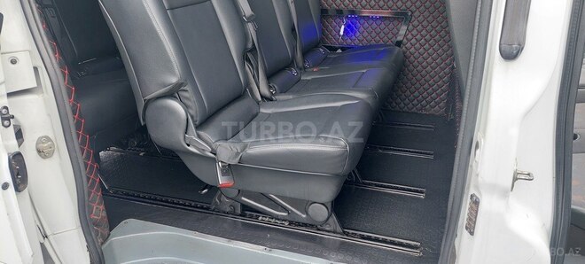 Mercedes Vito 111 2010, 256,000 km - 2.2 л - Qax