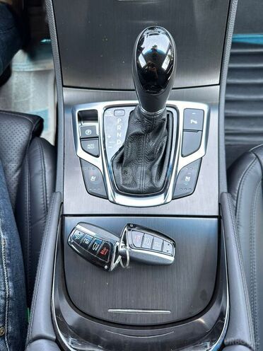 Hyundai Grandeur 2015, 194,500 km - 2.2 л - Bakı