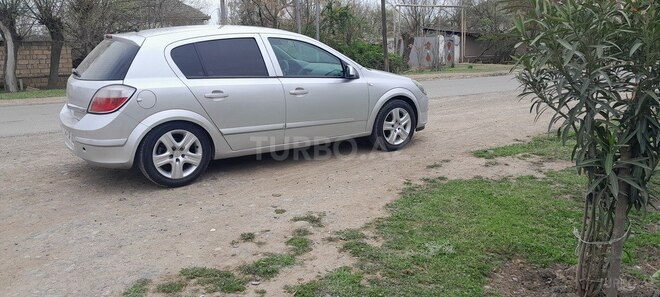 Opel Astra 2006, 300,000 km - 1.3 l - Biləsuvar