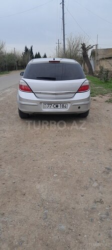 Opel Astra 2006, 300,000 km - 1.3 l - Biləsuvar