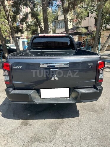 Mitsubishi L200 2021, 72,200 km - 2.4 л - Bakı