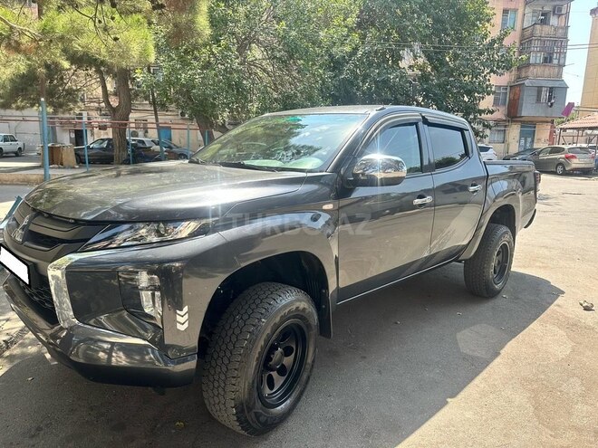 Mitsubishi L200 2021, 72,200 km - 2.4 л - Bakı
