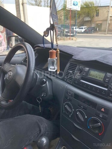 Toyota Corolla 2005, 240,222 km - 1.4 l - Bakı