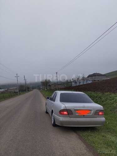 Mercedes E 220 d 1999, 460,000 km - 2.2 l - Bakı