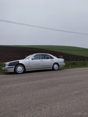 Mercedes E 220 d 1999, 460,000 km - 2.2 l - Bakı
