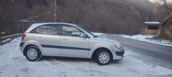 Kia Rio 2007, 269,000 km - 1.5 l - Tovuz