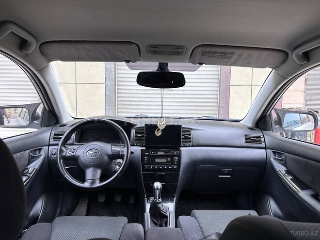 Toyota Corolla 2004, 336,672 km - 1.4 l - İmişli