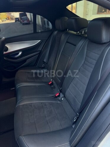 Mercedes E 300 d 2018, 190,000 km - 2.0 l - Gəncə