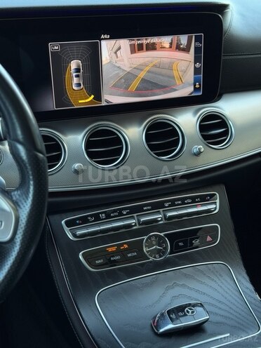 Mercedes E 300 d 2018, 190,000 km - 2.0 l - Gəncə