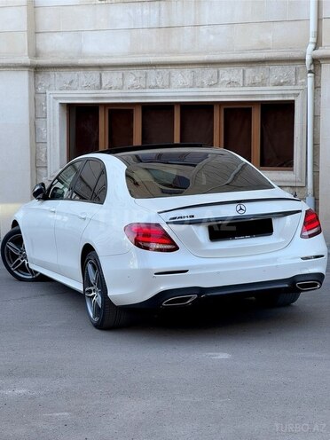 Mercedes E 300 d 2018, 190,000 km - 2.0 l - Gəncə