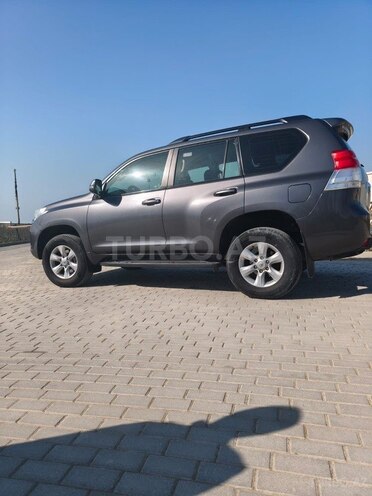 Toyota Land Cruiser Prado 2012, 195,000 km - 2.7 л - Bakı