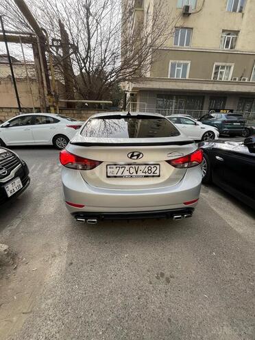 Hyundai Elantra 2015, 186,684 km - 1.8 l - Bakı
