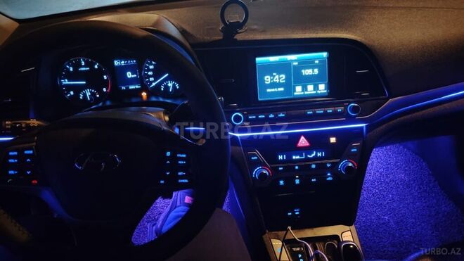 Hyundai Avante 2015, 215,413 km - 1.6 l - Bakı
