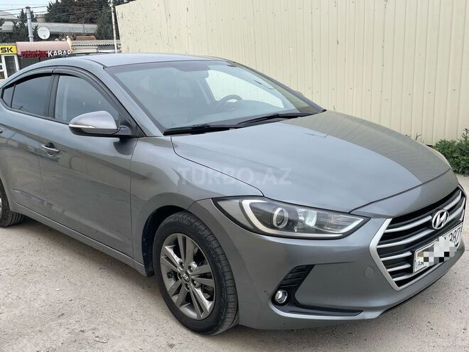 Hyundai Avante 2015, 215,413 km - 1.6 l - Bakı