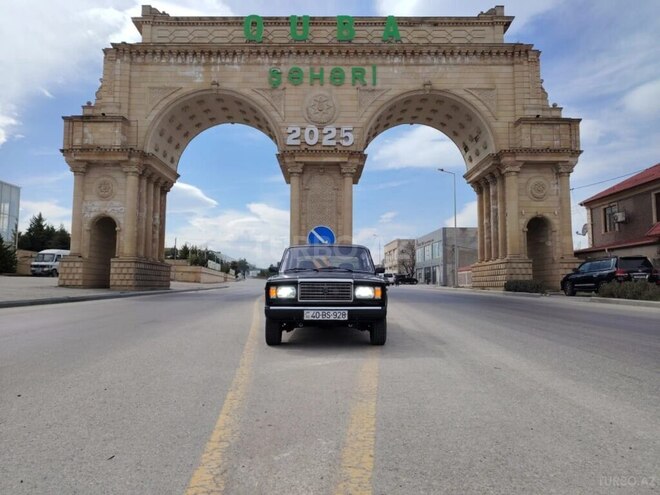 LADA (VAZ) 2107 2010, 30,000 km - 1.6 л - Quba