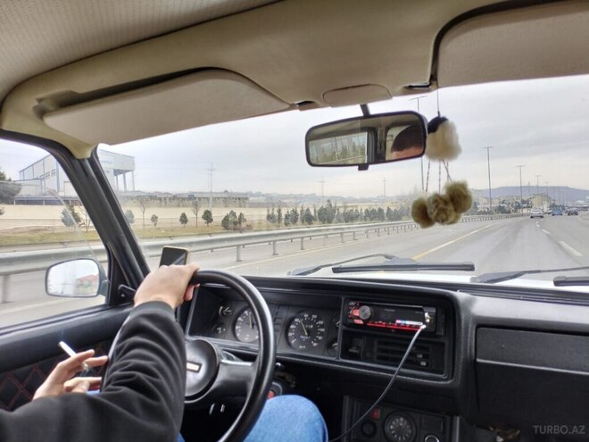 LADA (VAZ) 2107 2003, 73,000 km - 1.6 l - Salyan