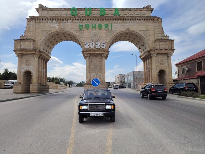 LADA (VAZ) 2107 2010, 30,000 km - 1.6 л - Quba