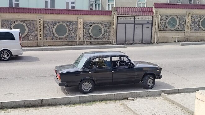 LADA (VAZ) 2107 2010, 30,000 km - 1.6 л - Quba