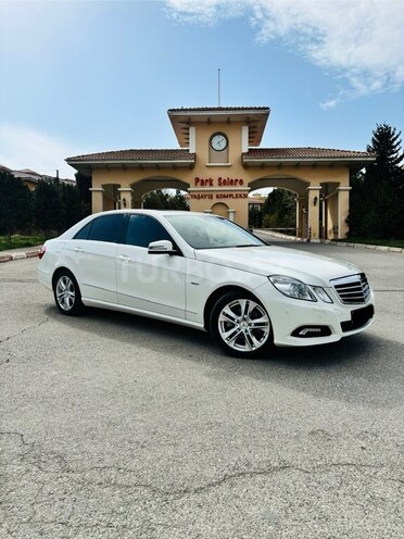 Mercedes E 220 d 2010, 214,000 km - 2.2 l - Bakı