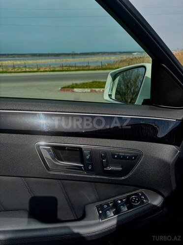 Mercedes E 220 d 2010, 214,000 km - 2.2 l - Bakı