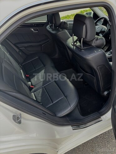 Mercedes E 220 d 2010, 214,000 km - 2.2 l - Bakı