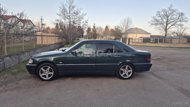 Mercedes C 180 1998, 400,000 km - 1.8 l - İsmayıllı