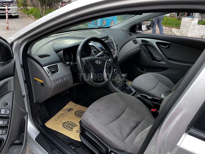 Hyundai Elantra 2014, 180,000 km - 1.8 l - Bakı