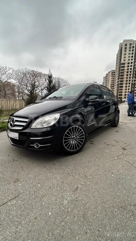 Mercedes B 170 2009, 116,000 km - 1.7 l - Bakı