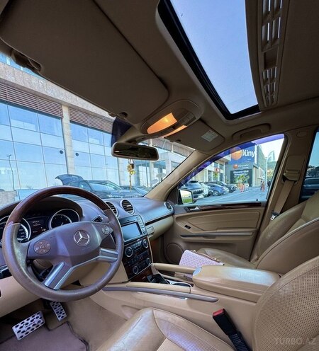 Mercedes GL 500 4MATIC 2011, 162,000 km - 5.5 l - Bakı