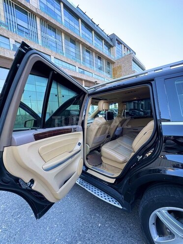Mercedes GL 500 4MATIC 2011, 162,000 km - 5.5 l - Bakı