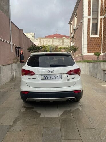 Hyundai Santa Fe-3