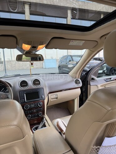 Mercedes GL 500 4MATIC 2011, 162,000 km - 5.5 l - Bakı