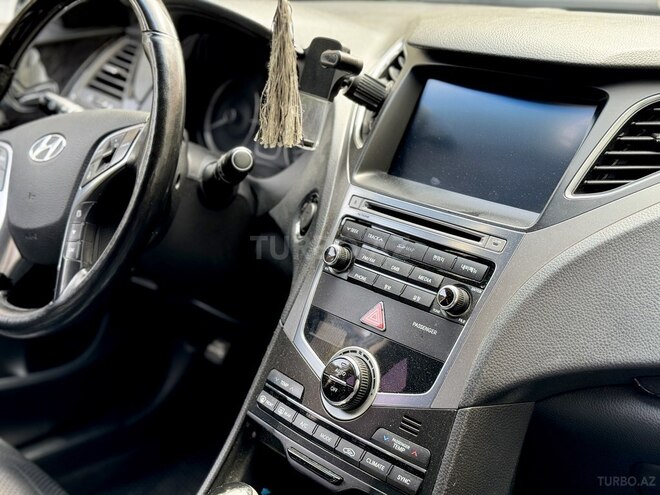 Hyundai Grandeur 2015, 169,000 km - 2.2 l - Bakı