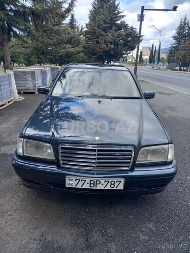Mercedes C 200 1998, 300,000 km - 2.0 l - Zaqatala