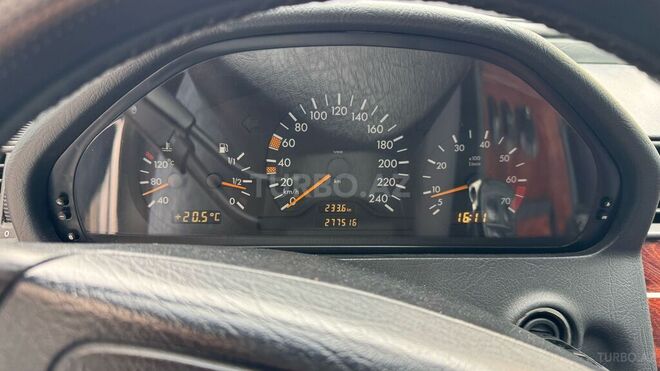 Mercedes C 200 1998, 277,500 km - 2.0 l - Bakı